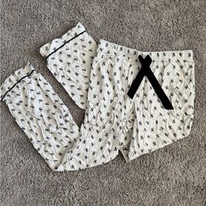 Victoria's Secret Women's Pajama Pants Black And White Logo